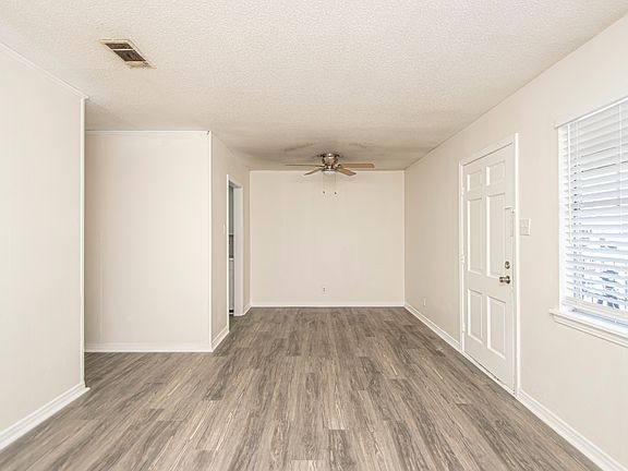 3rd image of 515 Brookside Dr #13