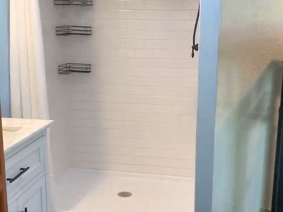 3rd image of 2415 N Wahsatch Ave
