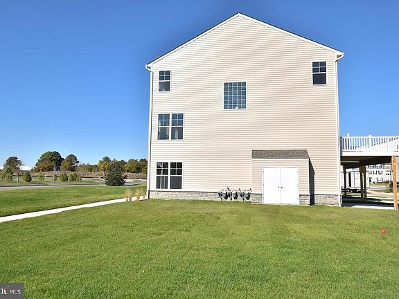 5th image of 250 Liam Thomas Ln