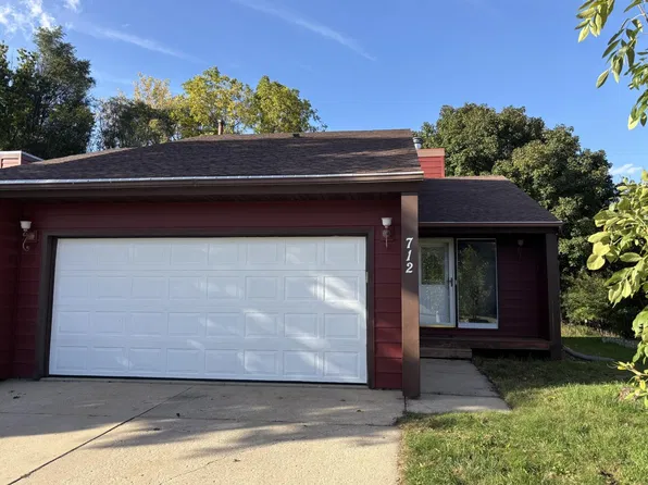712 Neville Ct SE, Rochester, MN 55904