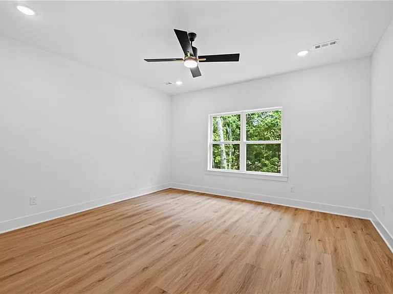 6 Tarland Ln — Photo 11