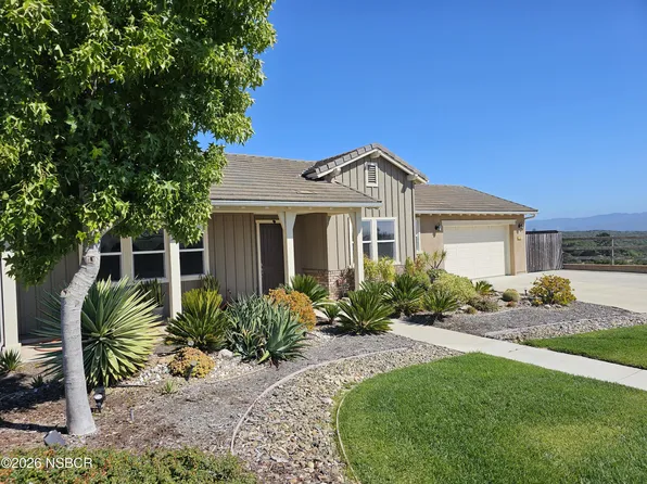 294 Burnham Ct, Lompoc, CA 93436