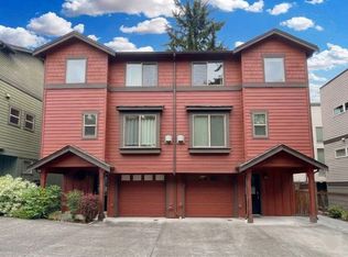 2138 N 113th St #B, Seattle, WA 98133
