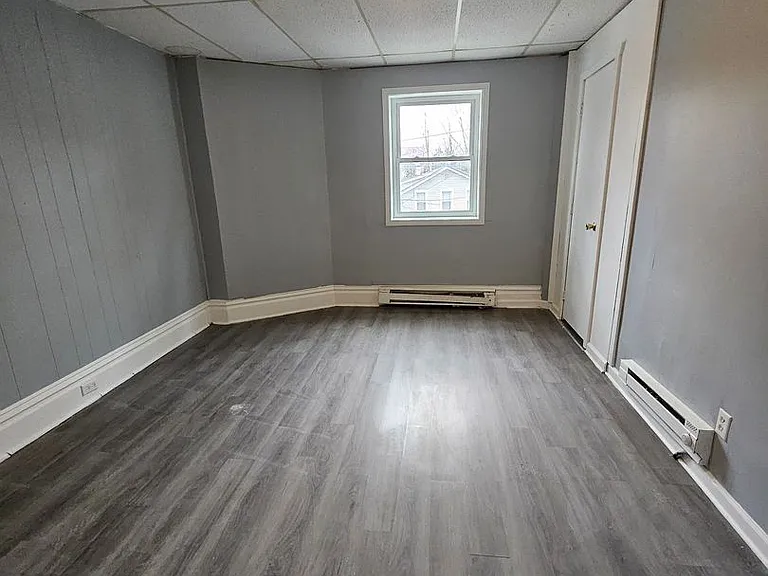923 Chestnut St #2 — Photo 3