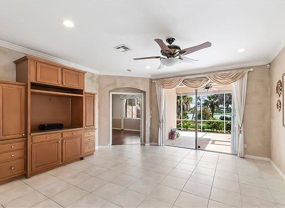 4th image of 7839 Berkshire Pines Dr