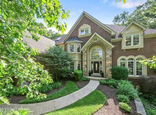 8973 Reserve Dr, Willow Springs, IL 60480