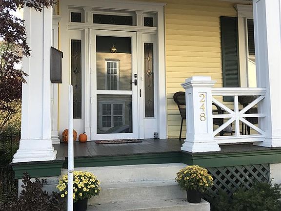 3rd image of 248 N Pearl Ave