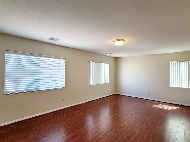 8344 Golden Cypress Ave — Photo 13