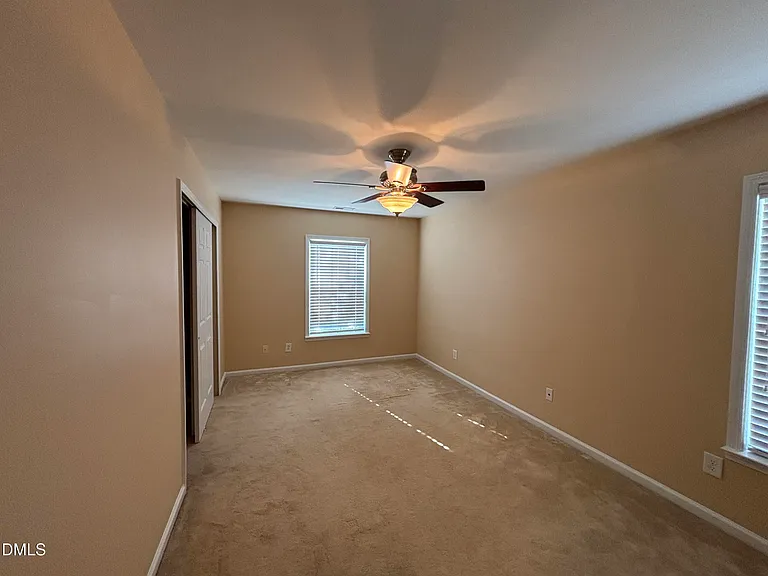 302 Lime Creek Ct — Photo 35