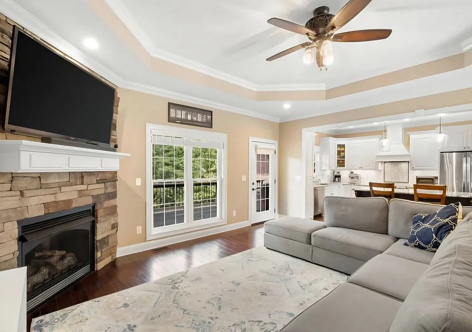102 Anniston Way — Photo 3