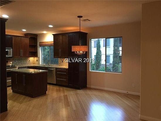 3rd image of 11920 Amistoso Ln