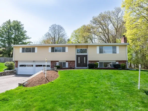 9 Clearview Dr, Natick, MA 01760