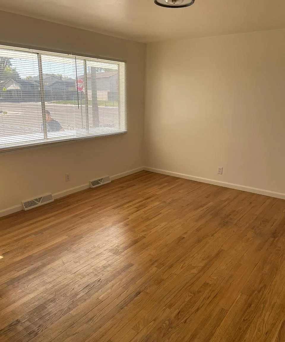 3 bed, 1536 sqft, $1,775 — Photo 2
