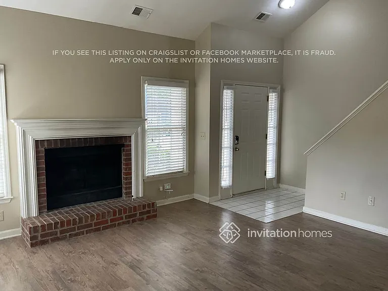 2207 Morning Ct NW — Photo 2