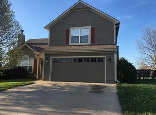 1600 Johnston Dr, Raymore, MO 64083