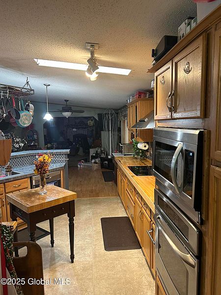 5th image of 2232 Ensign Pond Road