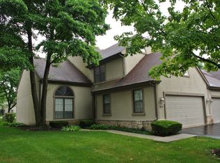 129 Barton Cir, Schaumburg, IL 60194