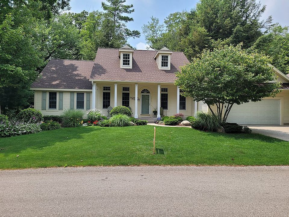 1st image of 3053 Pleasantwood Dr