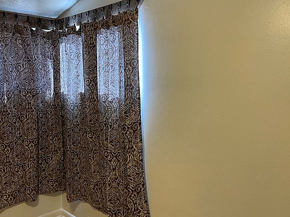 3rd image of 1215 Sherman Ave #1