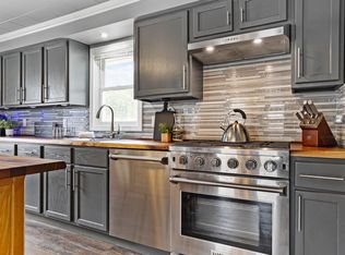 833 E South St, Stoughton, WI 53589