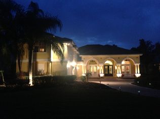 17812 Saint Lucia Isle Dr, Tampa, FL 33647