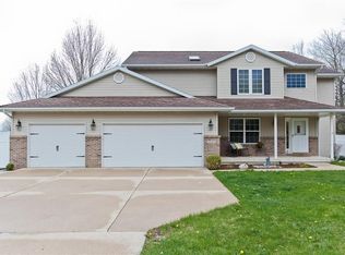 6606 Choctaw Ridge Rd NE, Cedar Rapids, IA 52411