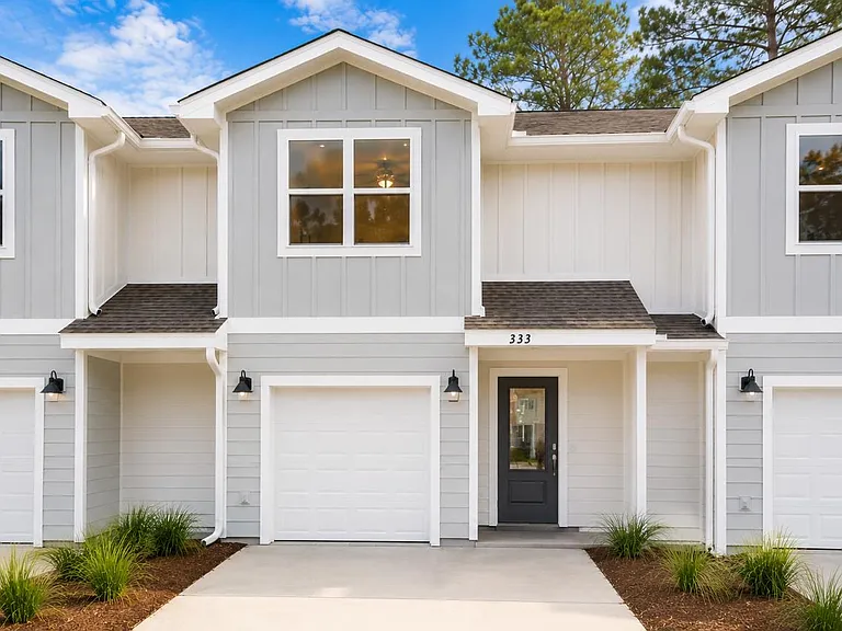 333 Callie Dr — Photo 1