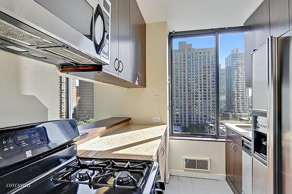 Rented by Corcoran | media 2