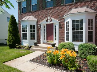 8560 Rothbury Dr, Bristow, VA 20136