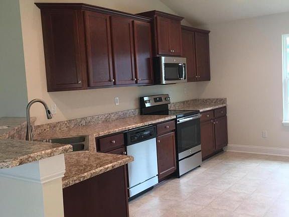 5th image of 12440 Cadley Cir