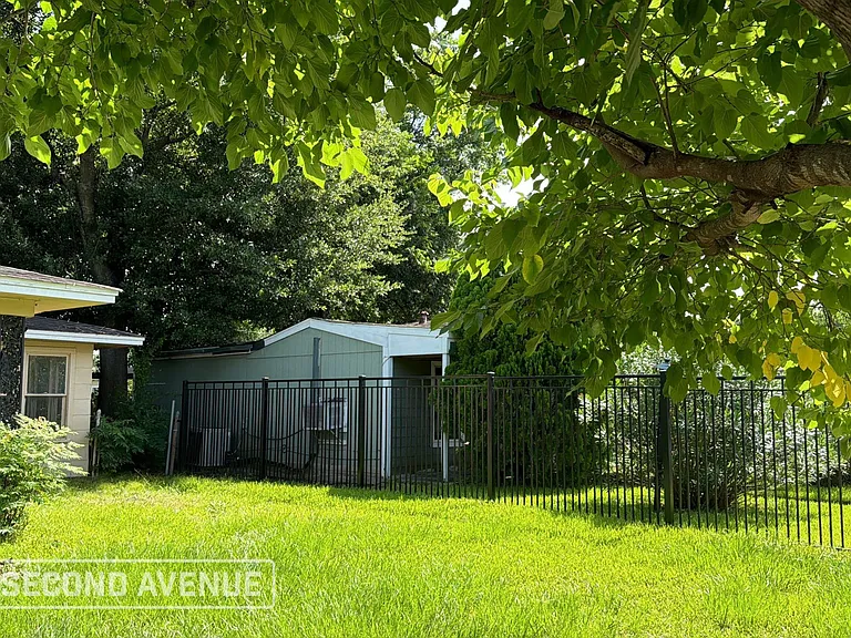 6648 Linden St — Photo 2