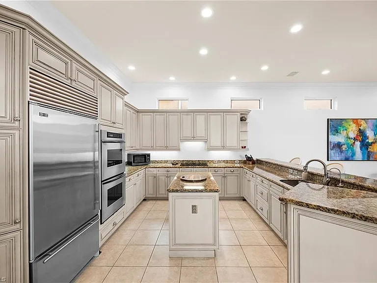 4252 Sanctuary Way — Photo 14
