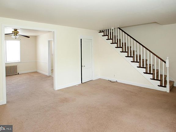 2nd image of 10 S Bancroft Pkwy