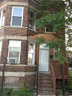 1st image of 836 N Cicero Ave