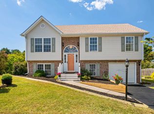 115 Tula Cir, Christiansburg, VA 24073