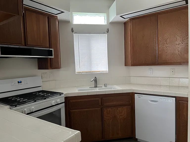 5031 Dorado Dr #104-A — Photo 12