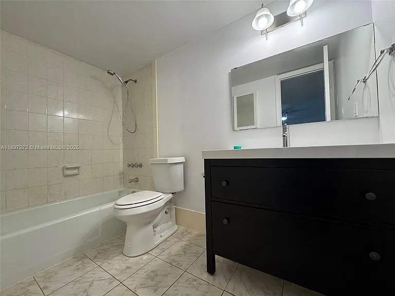 8315 SW 72nd Ave #101B — Photo 12