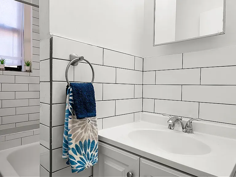 834 Riverside Dr #4E — Photo 12