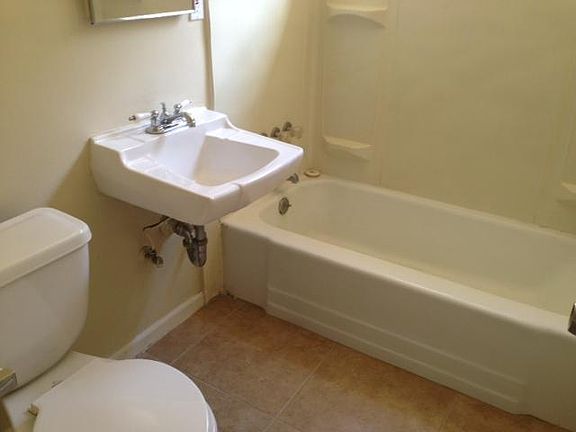 Bathroom bottom of tub