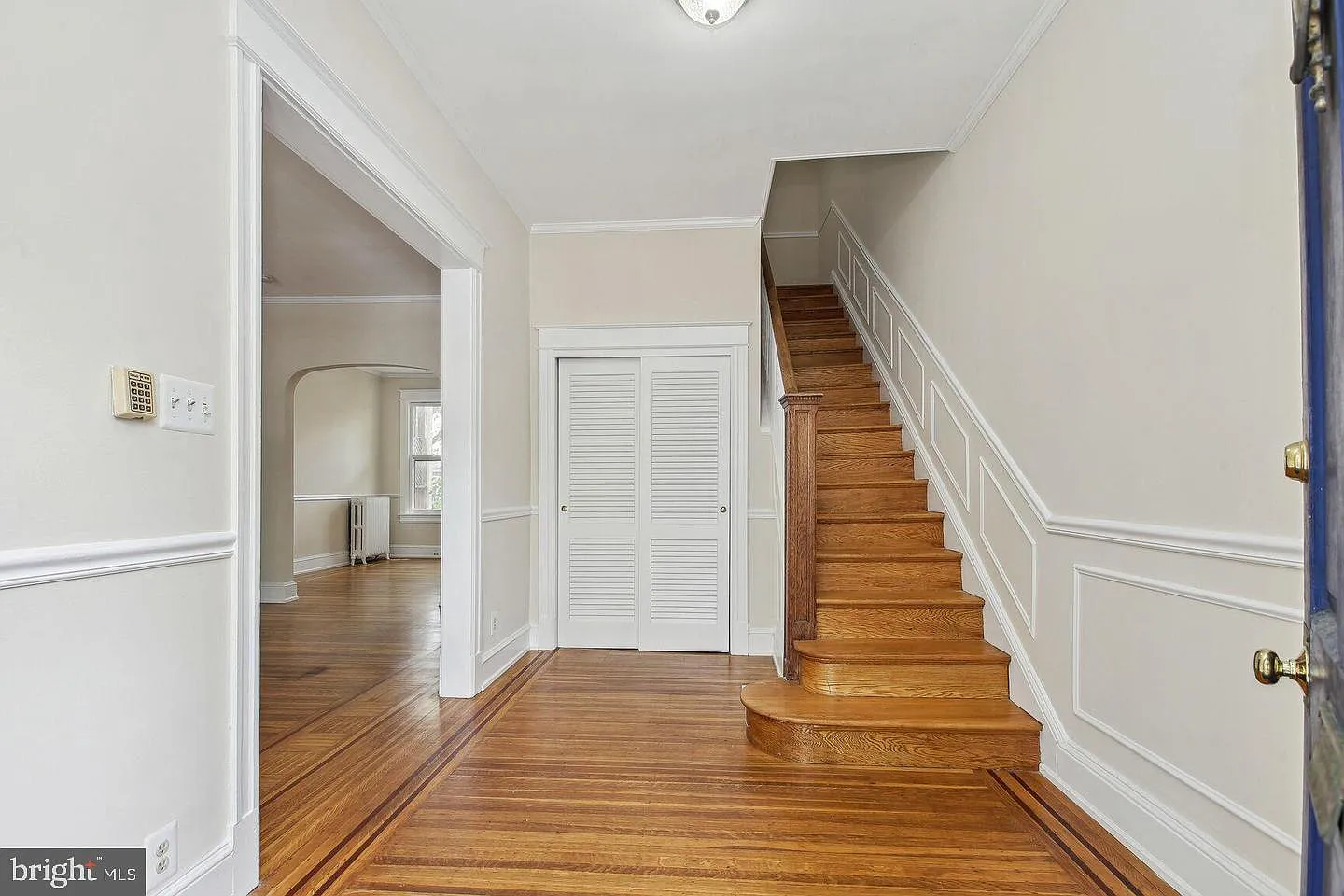 3 bed, 1438 sqft, $4,300 — Photo 2