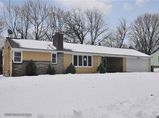 51 Owen Dr, Cumberland, RI 02864