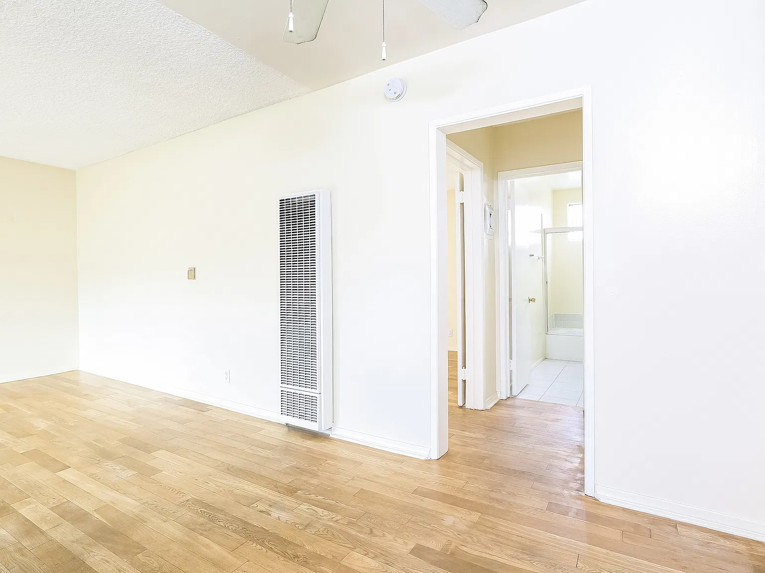 1 bed, 625 sqft, $2,850 — Photo 4