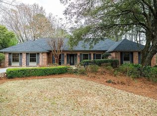 909 S Dean Rd, Auburn, AL 36830