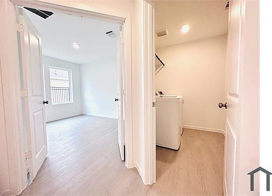 5th image of 27539 Sunterra Village Dr