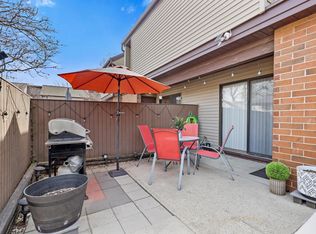 1651 W Edgerton Ave UNIT U, Milwaukee, WI 53221