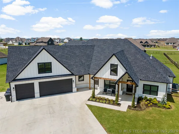 29 W 168th St S, Glenpool, OK 74033