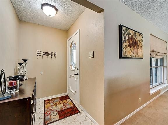 2nd image of 1006 Hill City Dr