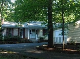 6045 White Pine Dr, Elizabethtown, PA 17022