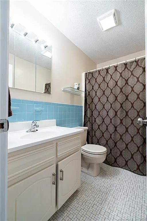 2 bed, 1.5 bath, 1752 sqft, $2,600 — Photo 3