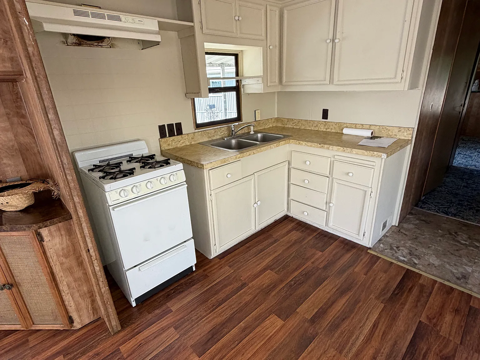 1 bed, 500 sqft, $1,375 — Photo 3